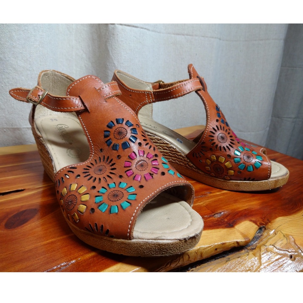 Cucos Leather Wedge Sandals Womens 8.5 Brown Floral Tooled Mexican Boho Summer